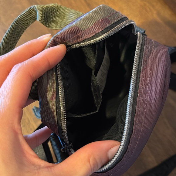 MAISON KITSUNE X EASTPAK EUC Camouflage Crossbody Satchel Bag - Picture 8 of 14